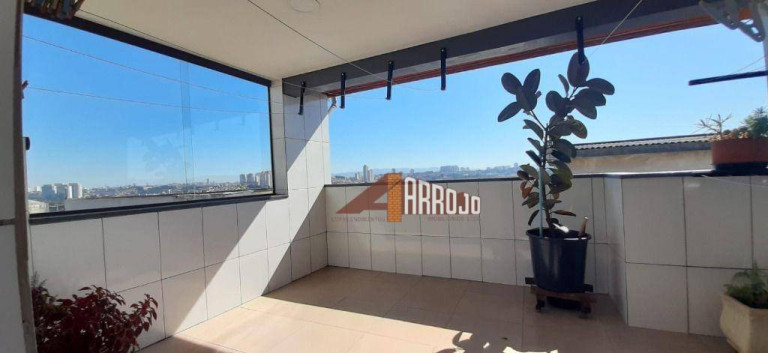 Imagem Casa com 3 Quartos à Venda, 370 m² em Vila Mesquita - São Paulo Imagem Casa com 3 Quartos à Venda, 370 m² em Vila Mesquita - São Paulo
