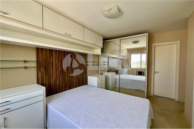 Imagem Apartamento com 2 Quartos à Venda, 60 m² em Cristo Redentor - Porto Alegre Imagem Apartamento com 2 Quartos à Venda, 60 m² em Cristo Redentor - Porto Alegre