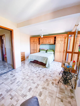 Imagem Casa com 3 Quartos à Venda, 191 m² em Rubem Berta - Porto Alegre Imagem Casa com 3 Quartos à Venda, 191 m² em Rubem Berta - Porto Alegre