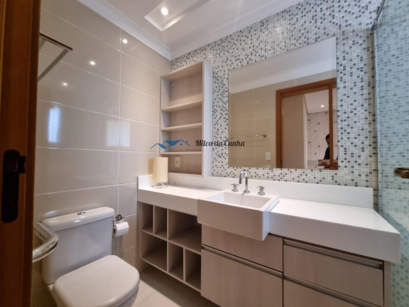 Imagem Apartamento com 4 Quartos à Venda, 232 m² em Vila Assunção - Santo André