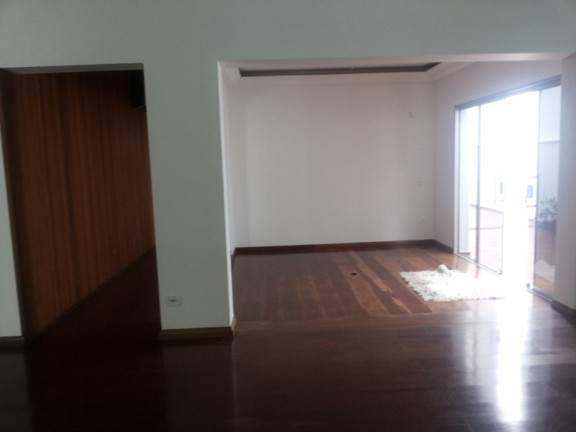 Imagem Casa com 3 Quartos à Venda, 320 m² em Moema - São Paulo
