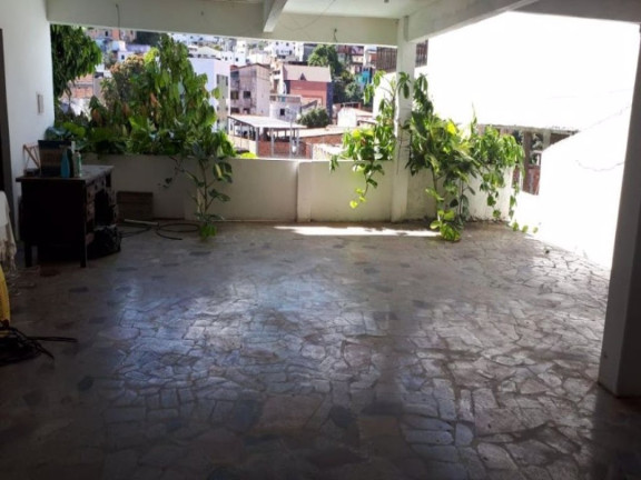 Imagem Casa com 4 Quartos à Venda, 355 m² em Candeal - Salvador Imagem Casa com 4 Quartos à Venda, 355 m² em Candeal - Salvador