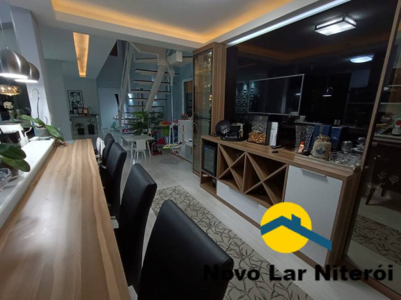 Imagem Casa com 2 Quartos à Venda, 188 m² em Camboinhas - Niterói Imagem Casa com 2 Quartos à Venda, 188 m² em Camboinhas - Niterói