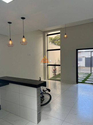Imagem Casa com 3 Quartos à Venda, 100 m² Imagem Casa com 3 Quartos à Venda, 100 m²