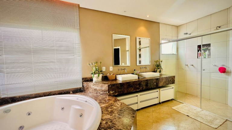 Imagem Sobrado com 4 Quartos à Venda, 334 m² em Jardins Atenas - Goiânia Imagem Sobrado com 4 Quartos à Venda, 334 m² em Jardins Atenas - Goiânia