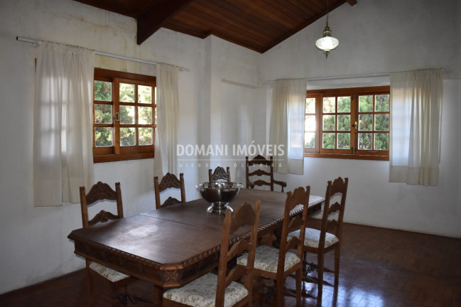 Imagem Casa com 4 Quartos à Venda, 242 m² em Região De Capivari - Campos Do Jordão Imagem Casa com 4 Quartos à Venda, 242 m² em Região De Capivari - Campos Do Jordão