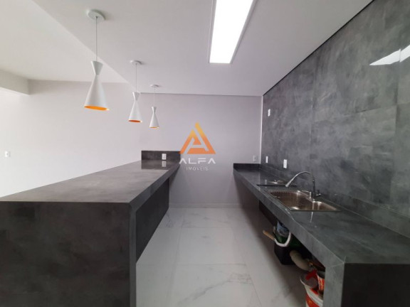 Imagem Casa com 3 Quartos à Venda, 205 m² Imagem Casa com 3 Quartos à Venda, 205 m²