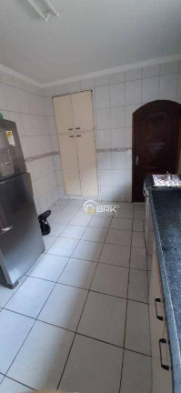Imagem Sobrado com 6 Quartos à Venda ou Locação, 240 m² em Vila Carrão - São Paulo