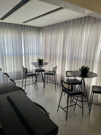 Imagem Cobertura com 4 Quartos à Venda, 228 m² em Meia Praia - Itapema