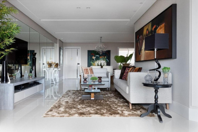 Imagem Imóvel com 4 Quartos à Venda, 200 m² em Umarizal - Belém Imagem Imóvel com 4 Quartos à Venda, 200 m² em Umarizal - Belém