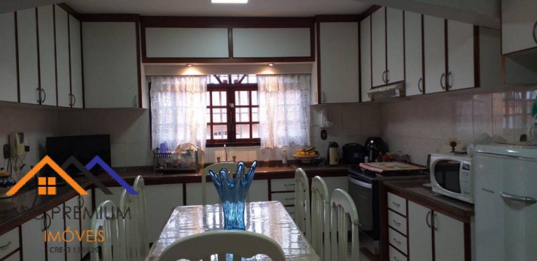 Imagem Sobrado com 4 Quartos à Venda, 313 m² em Parque Marajoara - Santo André