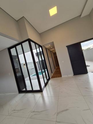 Imagem Casa com 3 Quartos à Venda, em Horto Florestal - Sorocaba Imagem Casa com 3 Quartos à Venda, em Horto Florestal - Sorocaba