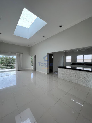 Imagem Casa com 3 Quartos à Venda, 250 m² em Jardim Santa Helena - Bragança Paulista