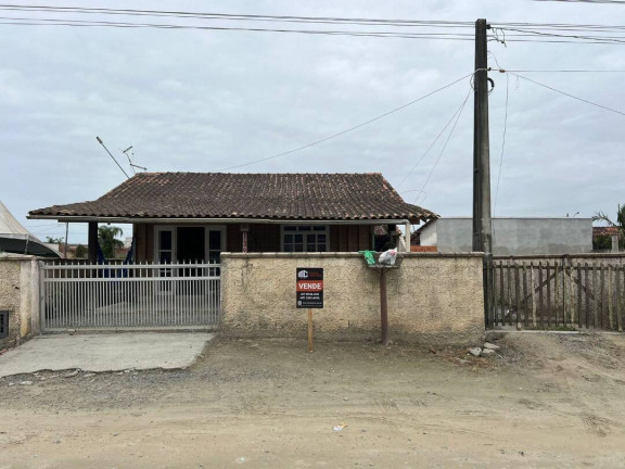 Imagem Casa com 4 Quartos à Venda, 135 m² em Centro - Balneário Barra Do Sul Imagem Casa com 4 Quartos à Venda, 135 m² em Centro - Balneário Barra Do Sul