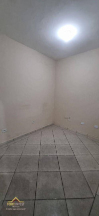 Imagem Imóvel com 3 Quartos à Venda, 75 m² em Maracanã - Praia Grande Imagem Imóvel com 3 Quartos à Venda, 75 m² em Maracanã - Praia Grande