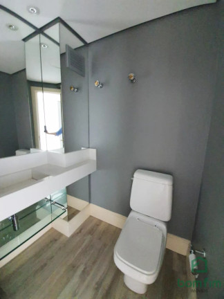 Imagem Apartamento com 3 Quartos à Venda, 230 m² em São João - Porto Alegre Imagem Apartamento com 3 Quartos à Venda, 230 m² em São João - Porto Alegre