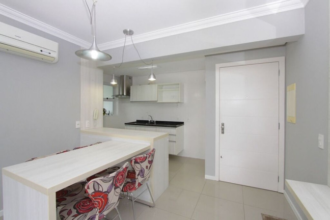 Imagem Apartamento com 2 Quartos à Venda, 68 m² em Petrópolis - Porto Alegre Imagem Apartamento com 2 Quartos à Venda, 68 m² em Petrópolis - Porto Alegre