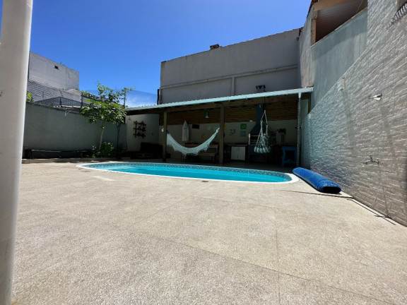Imagem Casa com 3 Quartos à Venda, 310 m² em Jardim Atlântico - Florianópolis