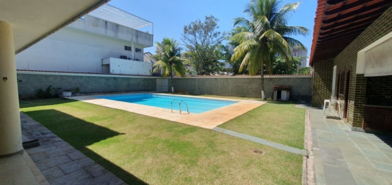 Imagem Casa com 6 Quartos para Alugar, 969 m² em Barra Da Tijuca - Rio De Janeiro Imagem Casa com 6 Quartos para Alugar, 969 m² em Barra Da Tijuca - Rio De Janeiro