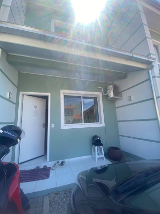 Imagem Casa com 2 Quartos à Venda, 56 m² em Recanto Verde - Criciúma