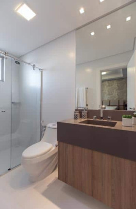 Imagem Imóvel com 4 Quartos à Venda, 100 m² em Centro - Balneário Camboriú Imagem Imóvel com 4 Quartos à Venda, 100 m² em Centro - Balneário Camboriú