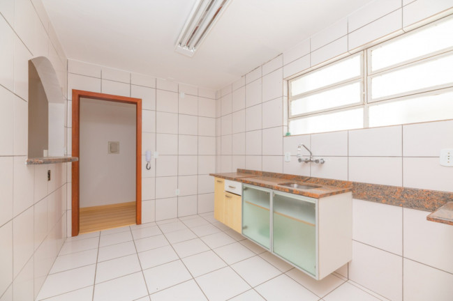 Imagem Imóvel com 2 Quartos à Venda, 76 m² em Tristeza - Porto Alegre Imagem Imóvel com 2 Quartos à Venda, 76 m² em Tristeza - Porto Alegre