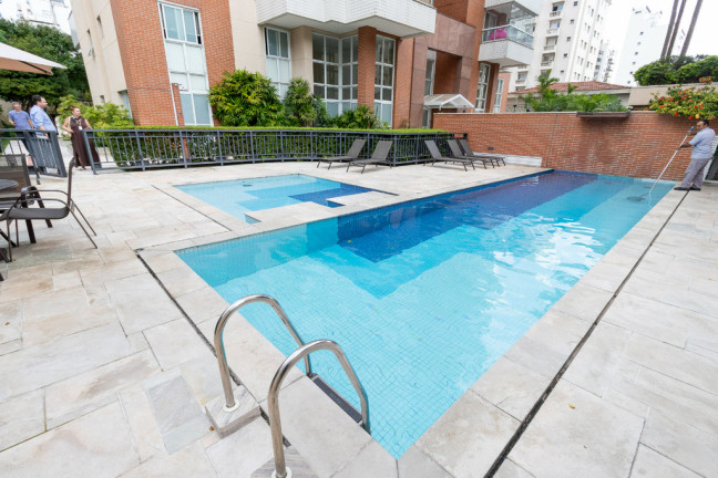 Imagem Apartamento com 3 Quartos à Venda, 195 m² em Moema - São Paulo Imagem Apartamento com 3 Quartos à Venda, 195 m² em Moema - São Paulo