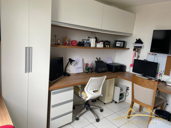 Imagem Apartamento com 3 Quartos à Venda, 68 m² em Emaus - Parnamirim