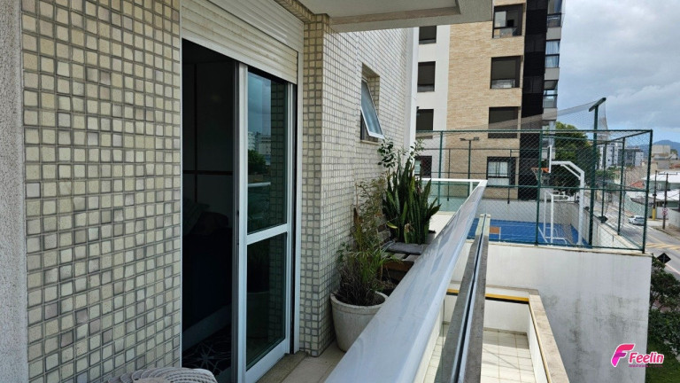 Imagem Apartamento com 3 Quartos à Venda, 132 m² em Balneário - Florianópolis Imagem Apartamento com 3 Quartos à Venda, 132 m² em Balneário - Florianópolis