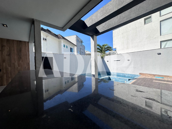 Imagem Casa com 4 Quartos à Venda, 450 m² em Recreio Dos Bandeirantes - Rio De Janeiro