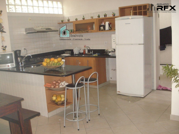 Imagem Casa com 4 Quartos à Venda, 490 m² em Ingá - Niterói Imagem Casa com 4 Quartos à Venda, 490 m² em Ingá - Niterói