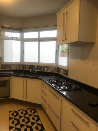 Imagem Casa com 4 Quartos para Temporada, 450 m² em Jurerê - Florianópolis Imagem Casa com 4 Quartos para Temporada, 450 m² em Jurerê - Florianópolis