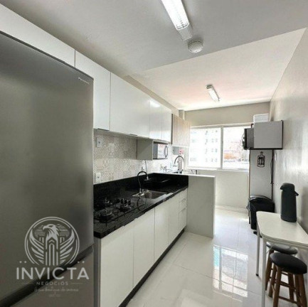 Imagem Cobertura com 4 Quartos à Venda, 168 m² em Centro - Balneário Camboriú Imagem Cobertura com 4 Quartos à Venda, 168 m² em Centro - Balneário Camboriú
