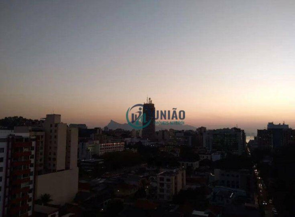 Imagem Apartamento com 2 Quartos à Venda, 80 m² em Centro - Niterói Imagem Apartamento com 2 Quartos à Venda, 80 m² em Centro - Niterói