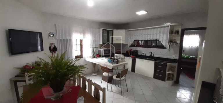 Imagem Casa com 4 Quartos à Venda, 200 m² em São João Do Rio Vermelho - Florianópolis Imagem Casa com 4 Quartos à Venda, 200 m² em São João Do Rio Vermelho - Florianópolis