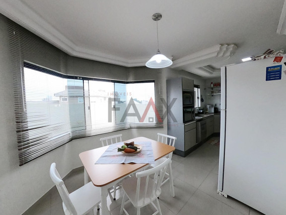 Imagem Casa com 2 Quartos à Venda, 362 m² em Alto Da Xv - Guarapuava Imagem Casa com 2 Quartos à Venda, 362 m² em Alto Da Xv - Guarapuava