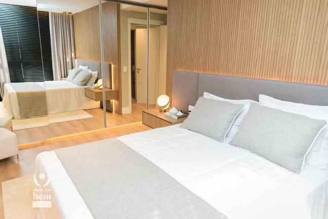 Imagem Apartamento com 2 Quartos à Venda, 96 m² em Seminário - Curitiba