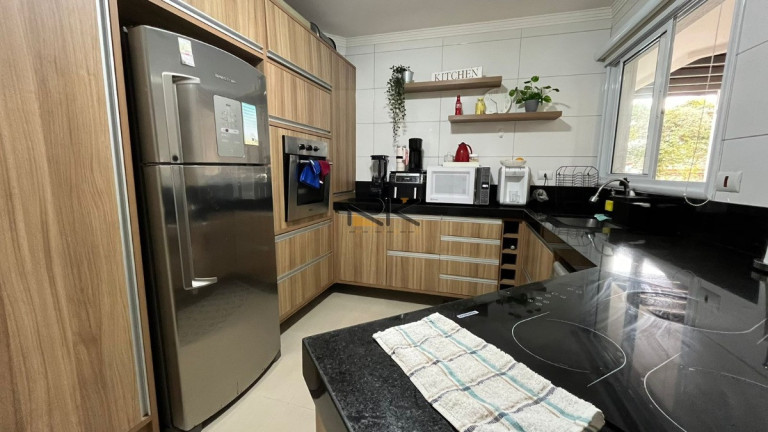 Imagem Apartamento com 3 Quartos à Venda, 126 m² em Barra Da Lagoa - Ubatuba