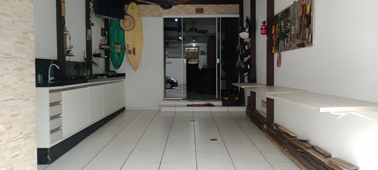 Imagem Sobrado com 2 Quartos à Venda, 140 m² em Santa Regina - Camboriú Imagem Sobrado com 2 Quartos à Venda, 140 m² em Santa Regina - Camboriú