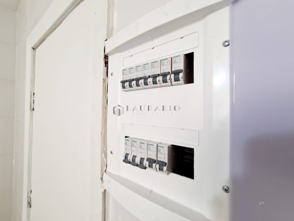 Imagem Apartamento com 2 Quartos à Venda, 70 m² em Laranjeiras - Rio De Janeiro Imagem Apartamento com 2 Quartos à Venda, 70 m² em Laranjeiras - Rio De Janeiro