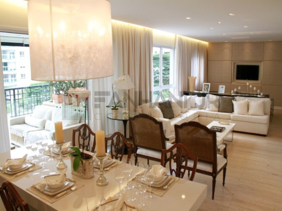 Imóvel com 4 Quartos à Venda, 192 m² em Vila Nova Conceição - São Paulo