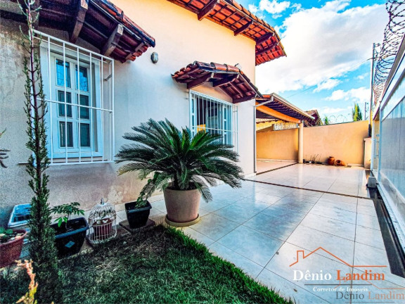 Imagem Casa com 4 Quartos à Venda, 280 m² em Todos Os Santos - Montes Claros Imagem Casa com 4 Quartos à Venda, 280 m² em Todos Os Santos - Montes Claros