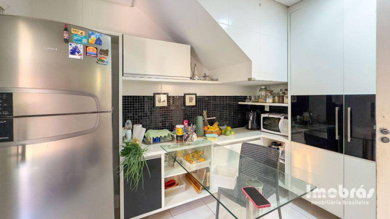 Imagem Casa com 3 Quartos à Venda, 140 m² em Engenheiro Luciano Cavalcante - Fortaleza Imagem Casa com 3 Quartos à Venda, 140 m² em Engenheiro Luciano Cavalcante - Fortaleza