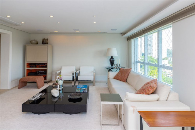 Imagem Apartamento com 4 Quartos à Venda, 251 m² em Campo Belo - São Paulo