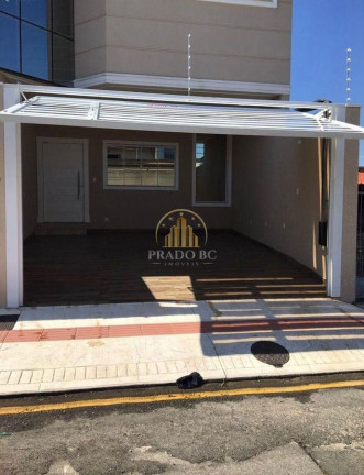 Sobrado com 3 Quartos à Venda, 185 m² em Centro - Balneário Camboriú