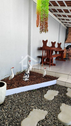 Imagem Casa com 2 Quartos à Venda, 160 m² em Aventureiro - Joinville