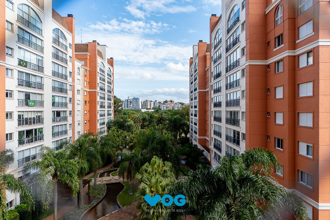 Imagem Imóvel com 3 Quartos à Venda, 141 m² em Jardim Europa - Porto Alegre Imagem Imóvel com 3 Quartos à Venda, 141 m² em Jardim Europa - Porto Alegre