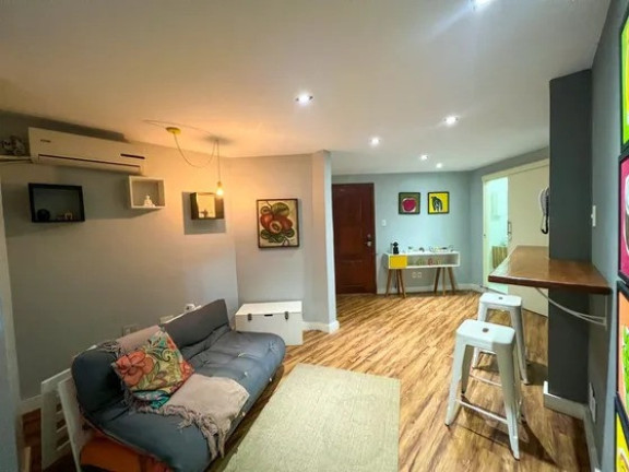 Imagem Imóvel com 1 Quarto à Venda, 43 m² em Ipanema - Rio De Janeiro Imagem Imóvel com 1 Quarto à Venda, 43 m² em Ipanema - Rio De Janeiro