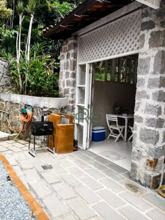 Imagem Casa com 4 Quartos à Venda, 268 m² em Marinas - Angra Dos Reis Imagem Casa com 4 Quartos à Venda, 268 m² em Marinas - Angra Dos Reis
