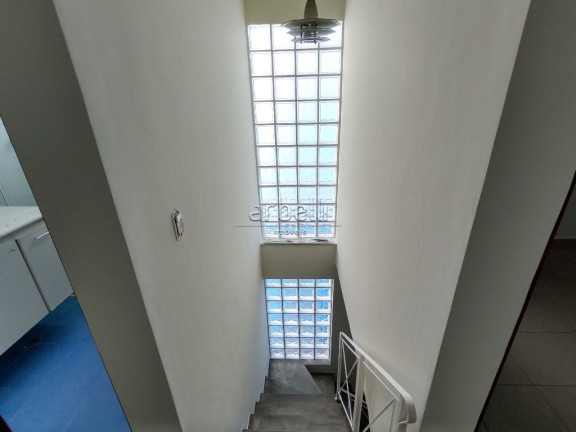 Imagem Sobrado com 4 Quartos à Venda, 203 m² em Jardim Santo Elias - São Paulo